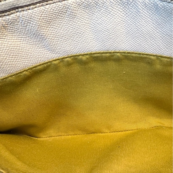 Coach | White Crossbody Bag With Green Strap - Picture 9 of 15